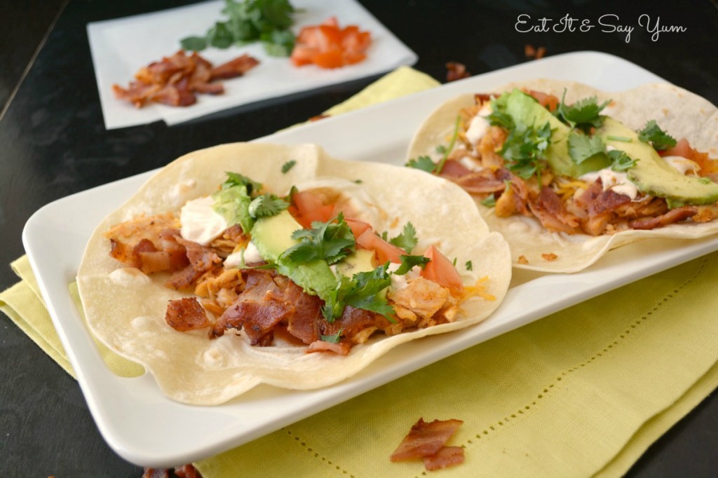 Chicken Club Tacos with Spicy Sauce