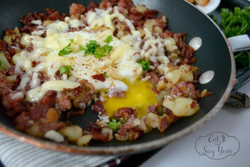 Corned Beef Hash with fried egg and aged White Cheddar  970