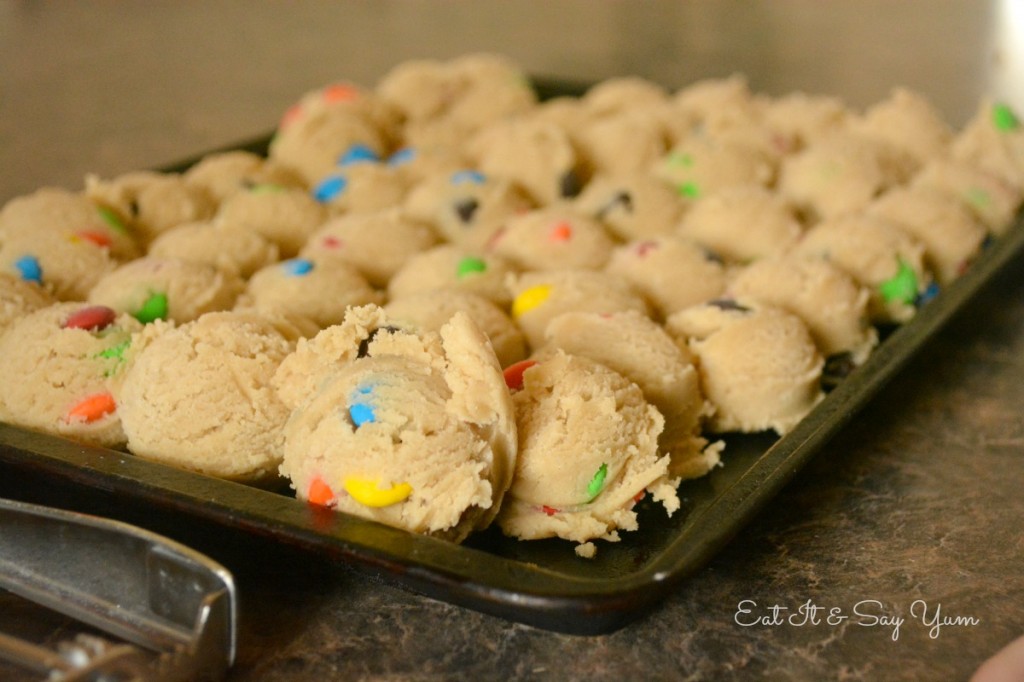 scoop cookie then freeze for easy storage and then it's ready to bake when you are 677