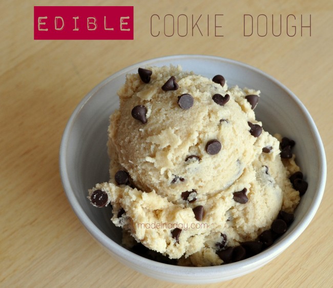 Edible-Egg-less-Chocolate-Chip-Cookie-Dough-Recipe-650x562